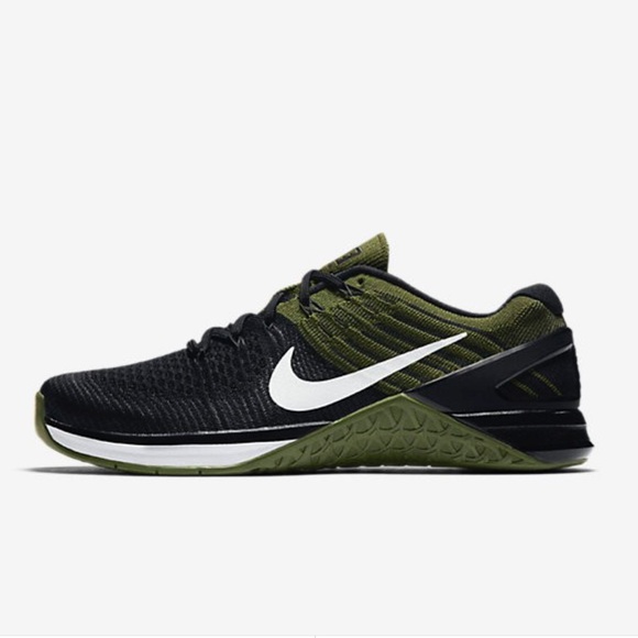 Nike Shoes - Nike Metcon DSX Flyknit Women's Training Shoe